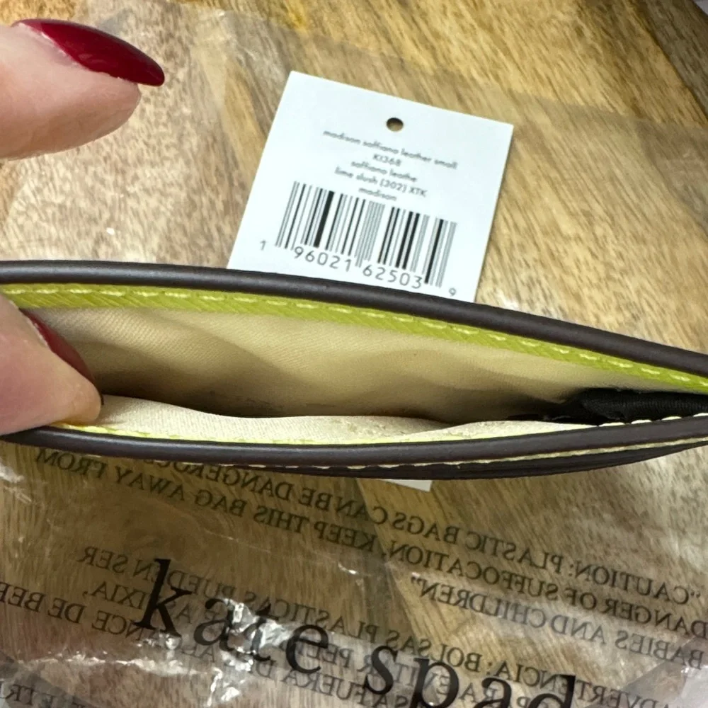 Kate Spade Lime Green Saffiano Leather Card Holder NWT - Picture 4 of 7